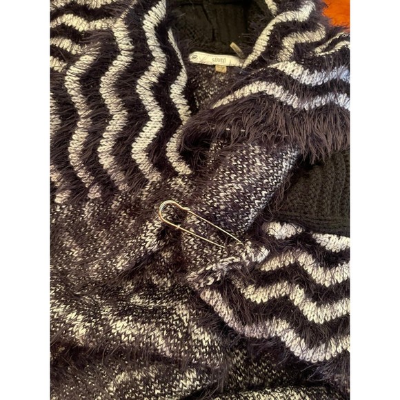 Sioni open sweater vest black and white‎  zig zag pattern size S/M - Picture 5 of 8